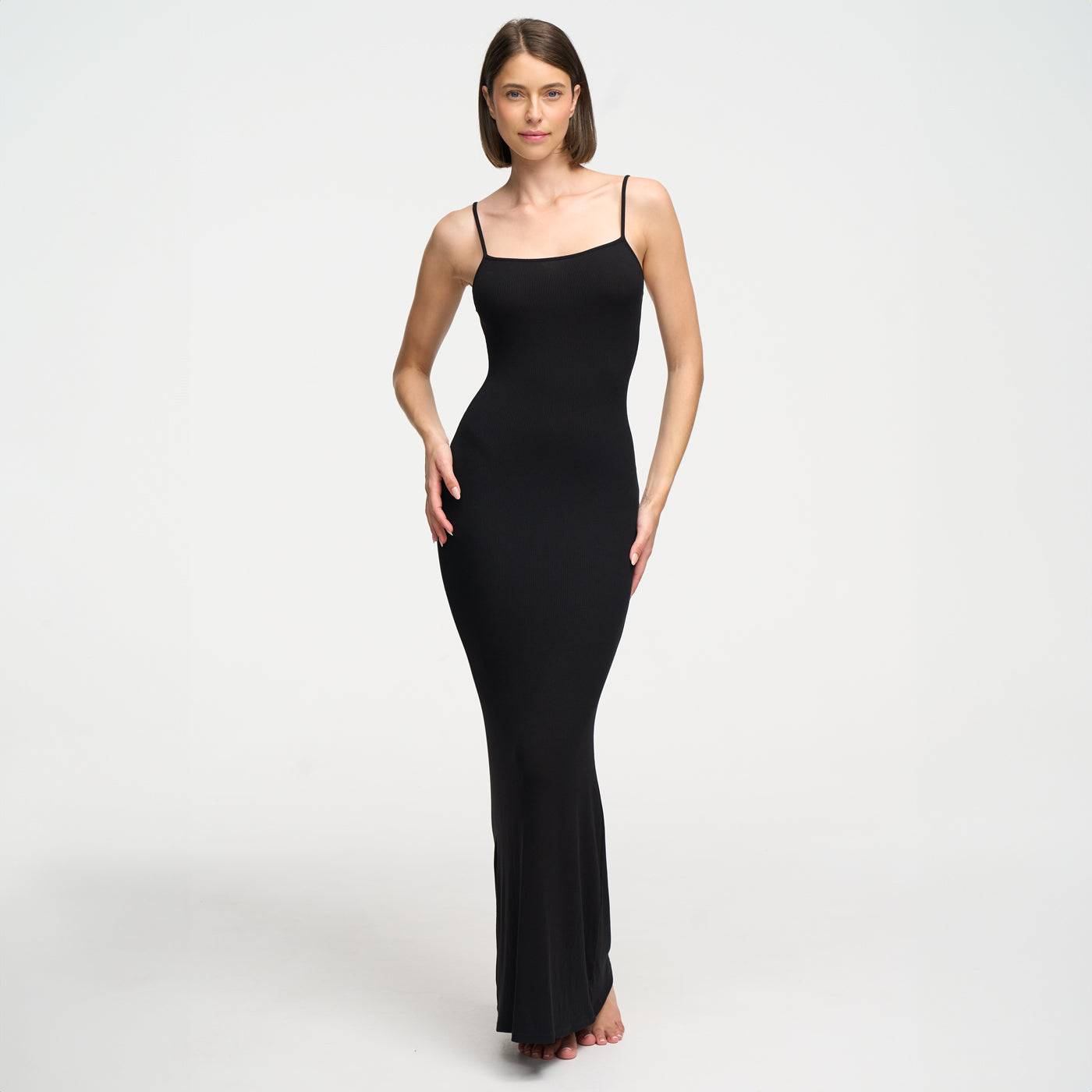 Vestido Largo Ajustado “Noche Infinita” – Aris Medina